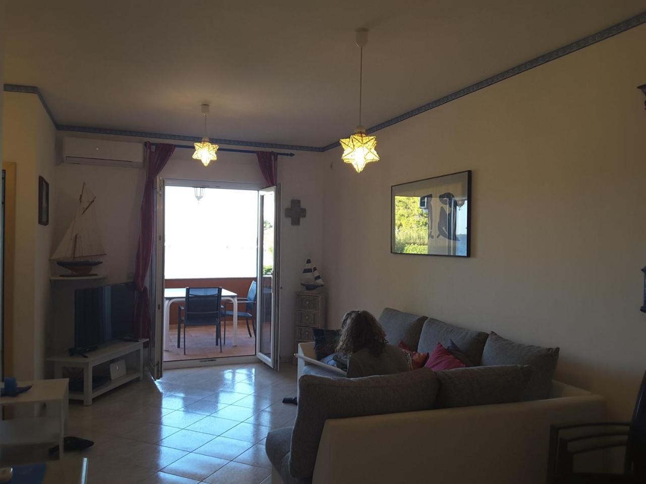 Beach Home Noemie Vir Esterno foto